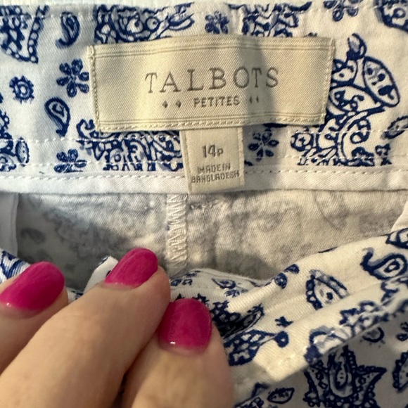 Talbots shorts - Picture 2 of 3